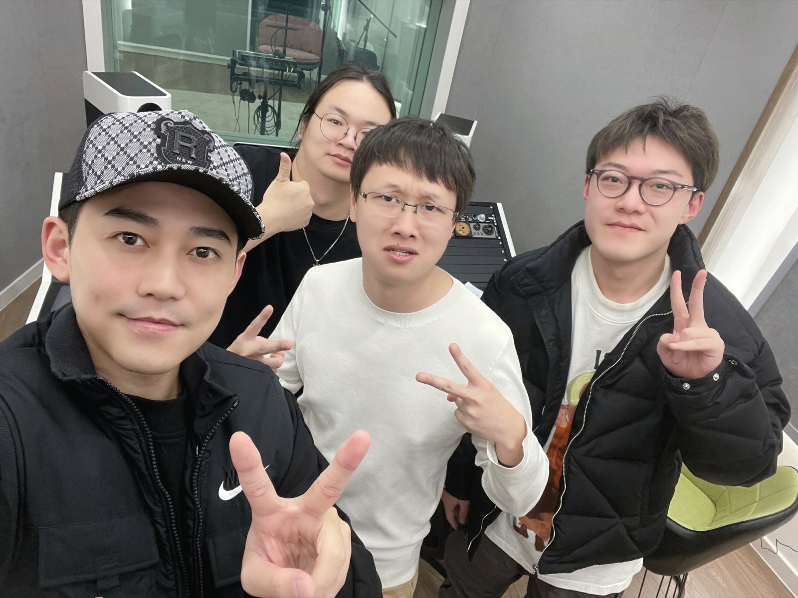 欧阳箐宇与苏醒合照